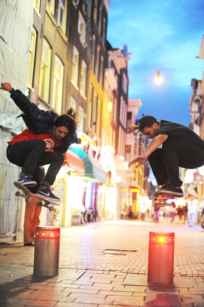 Amsterdam: Sketchy Alley Skateboarding